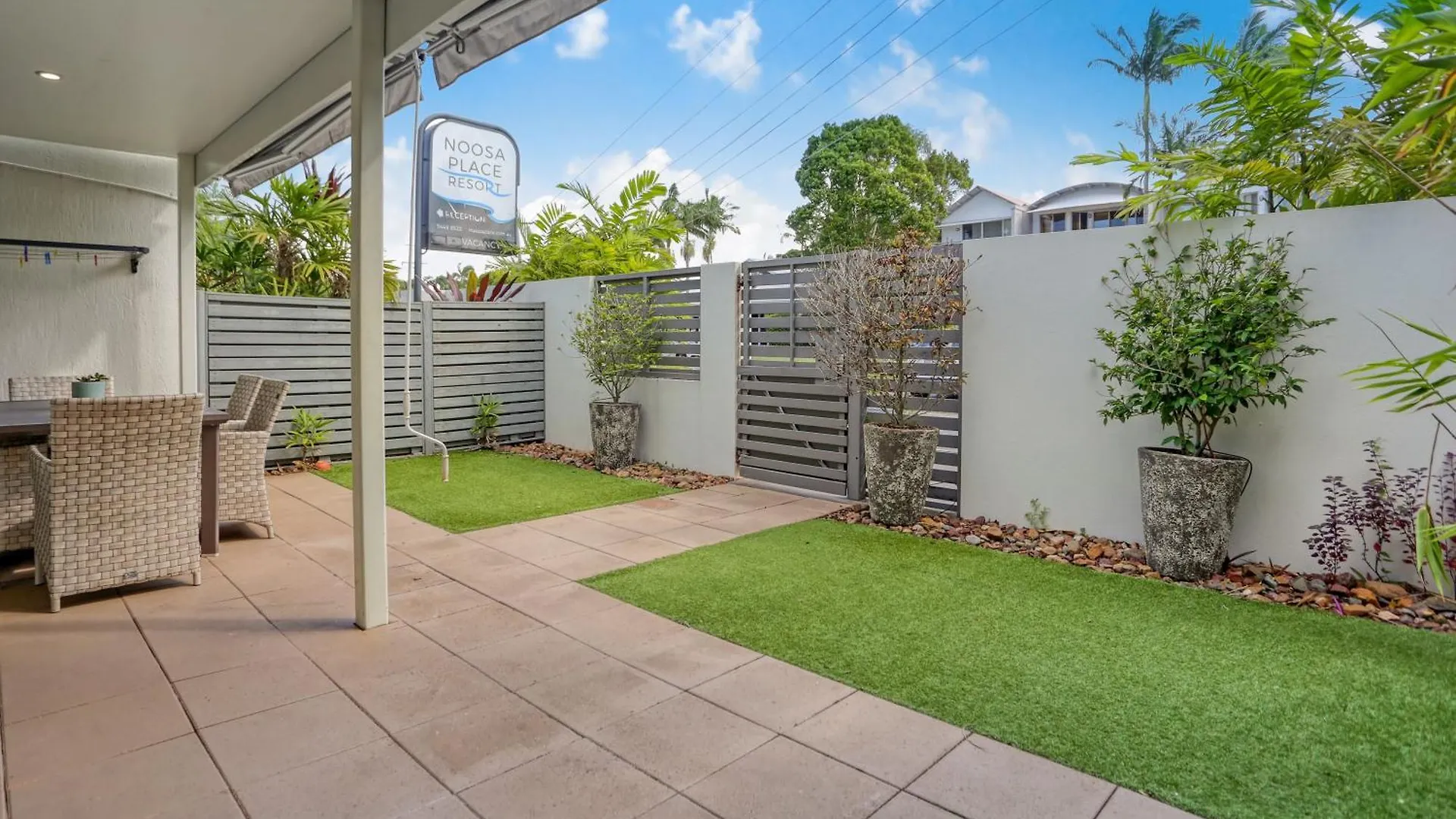 ****  Noosa Place Resort Noosaville Australia