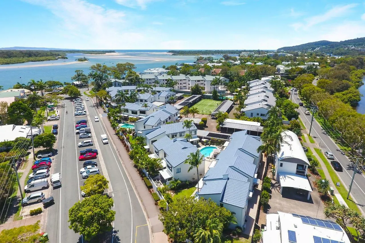 ****  Noosa Place Resort Noosaville Australia